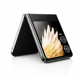 TECNO Phantom V Flip2 5G